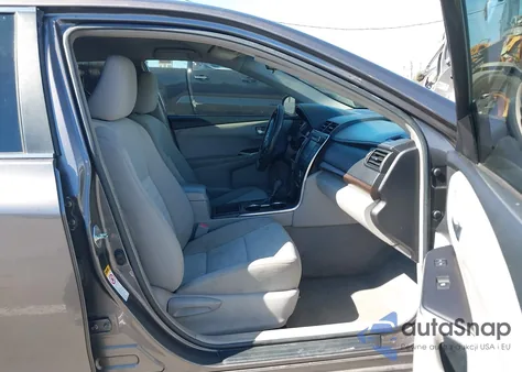 2016 Toyota Camry Le z USA, uszkodzony, nr VIN 4T4BF1FK5GR545847